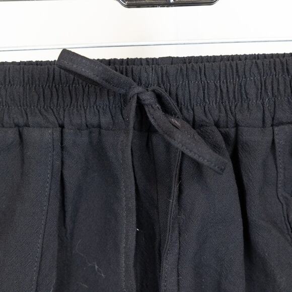 hein Black Woven Drawstring Shorts Women’s Size 4 NWOT - Picture 3 of 4